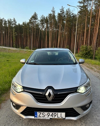 Renault Megane cena 37000 przebieg: 200000, rok produkcji 2016 z Szczecin małe 211